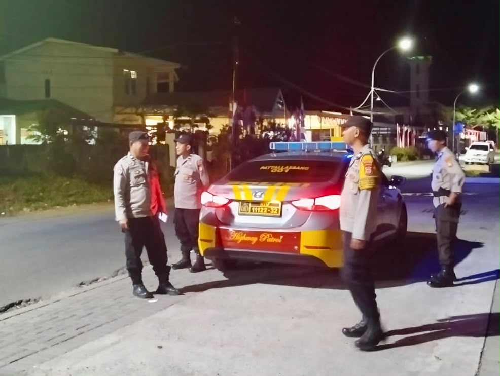 Patroli Malam Polsek Pattallassang Sisir Lima Kelurahan, Cegah Gangguan Kamtibmas dan Balap Liar