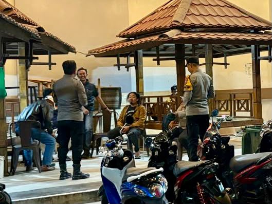 Operasi Cipta Kondisi Polsek Mangarabombang Sasar Titik Keramaian, Tekan Kejahatan Jalanan