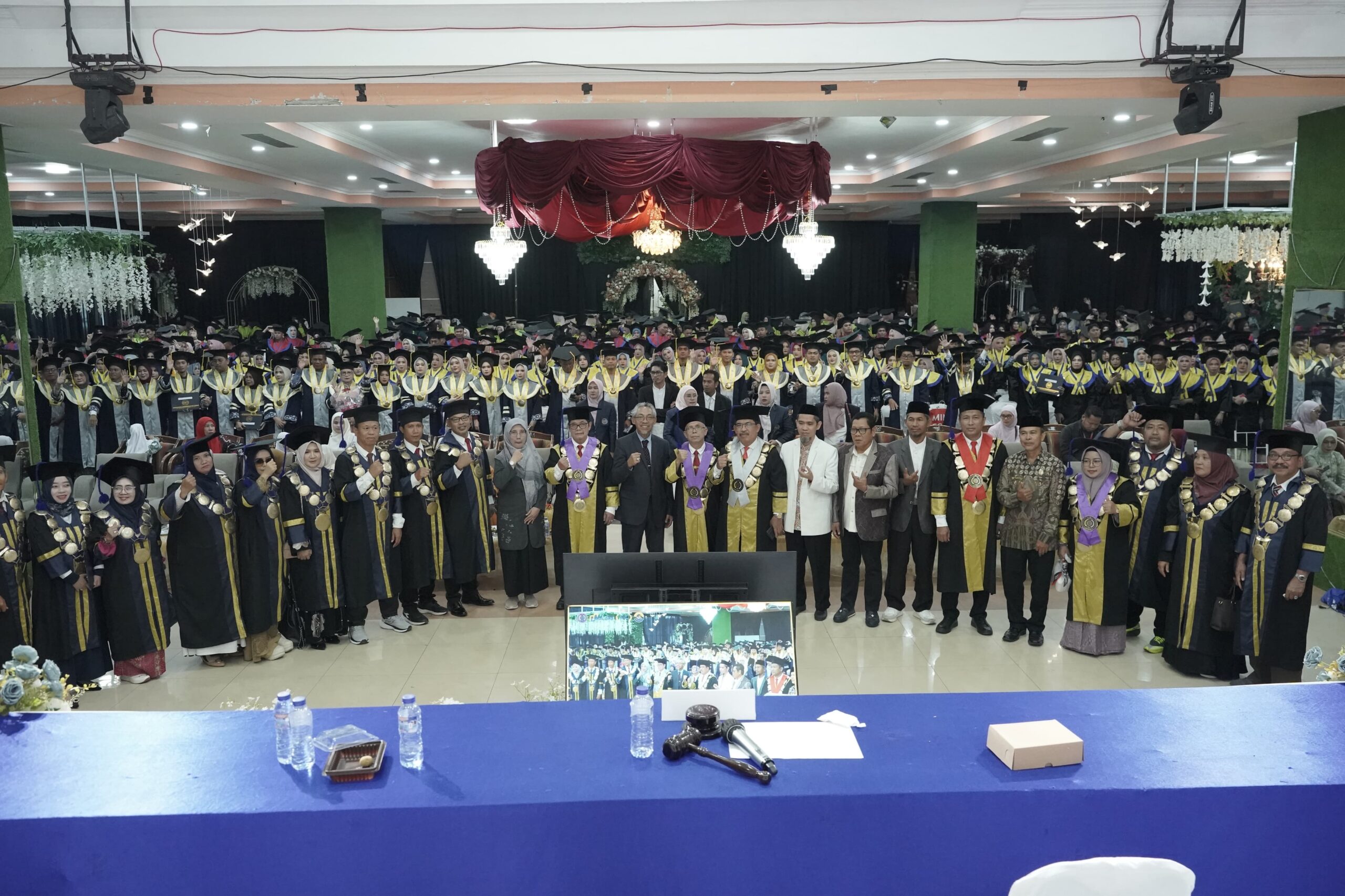 UMPalopo Kukuhkan 534 Lulusan dalam Wisuda Angkatan IX, Siap Melangkah ke Dunia Profesional