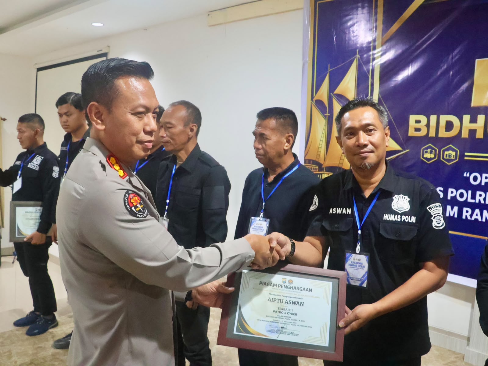 AIPTU Aswan Sabil Raih Peringkat Pertama Patroli Cyber Rakernis Bidhumas Polda Sulsel